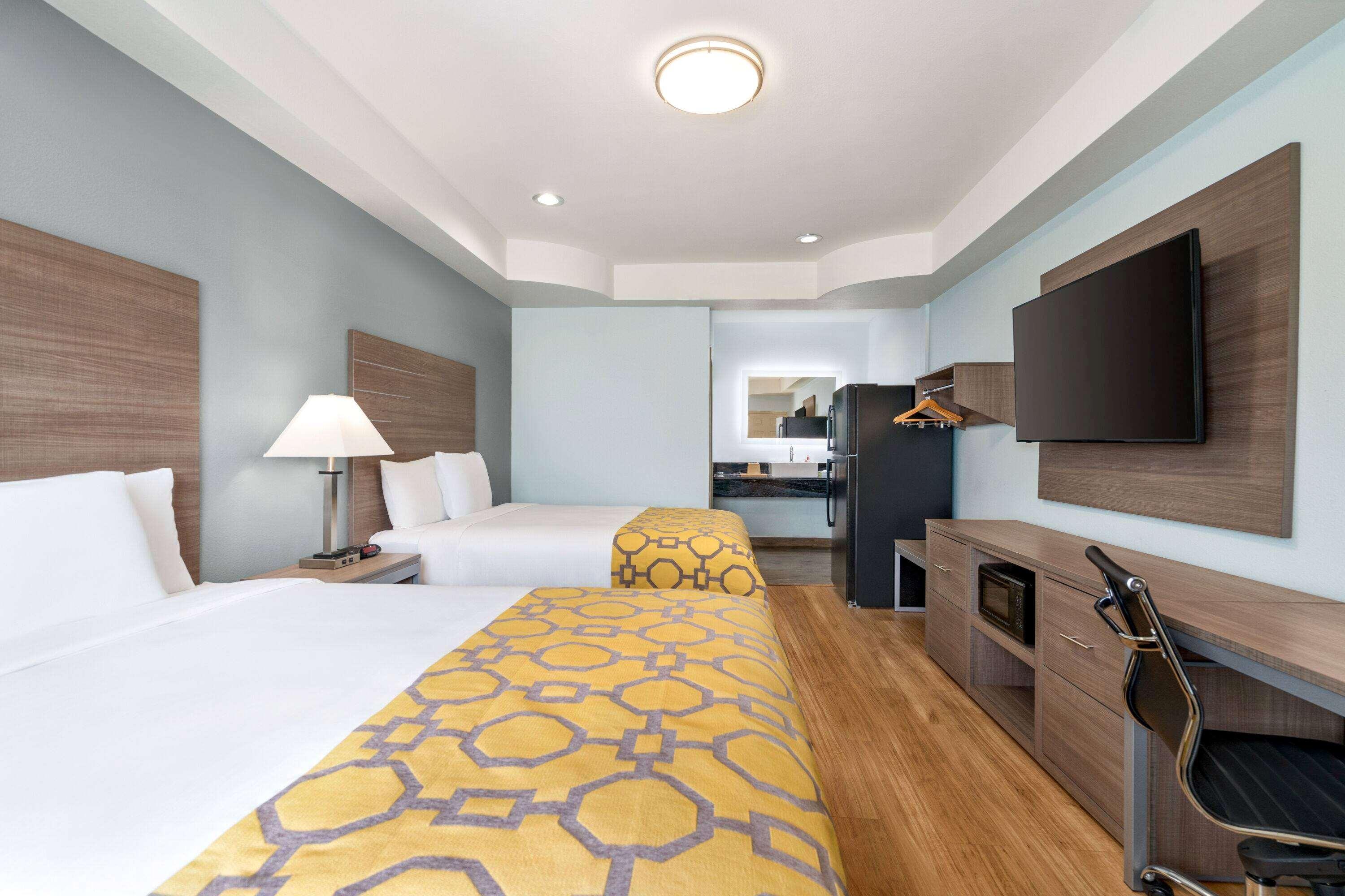 Baymont By Wyndham Kingwood Hotel 2*